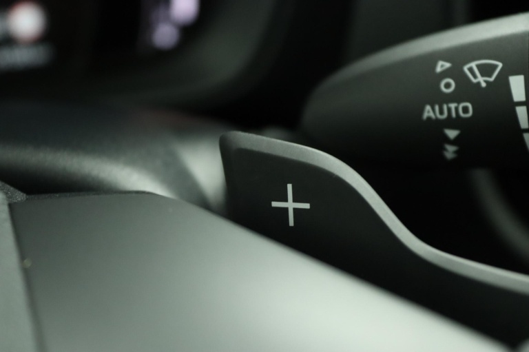 Toyota Aygo X - 1.0 VVT-i S-CVT JBL 44