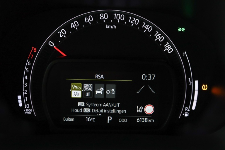 Toyota Aygo X - 1.0 VVT-i S-CVT JBL 56