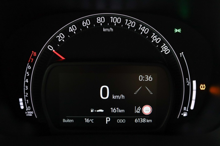 Toyota Aygo X - 1.0 VVT-i S-CVT JBL 6