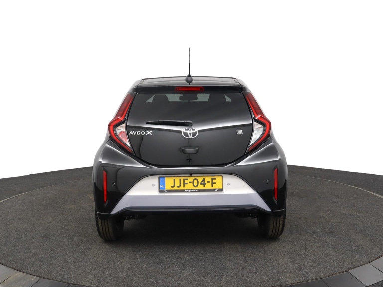 Toyota Aygo X - 1.0 VVT-i S-CVT JBL 64