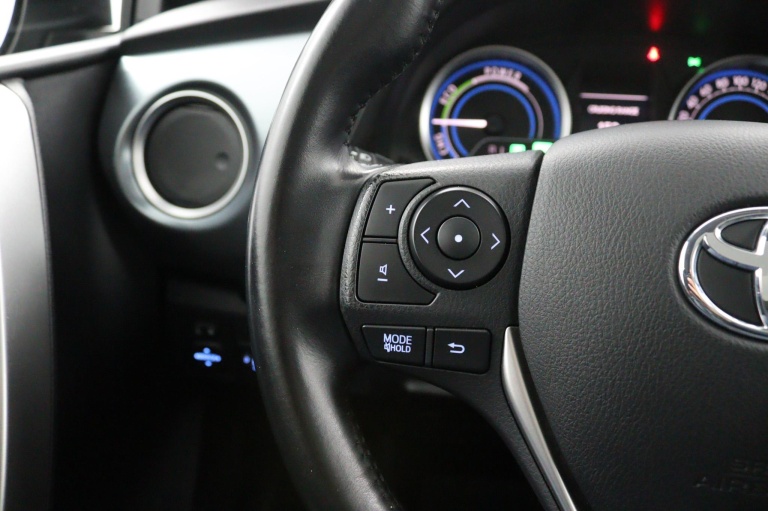 Toyota Auris Touring Sports - 1.8 Hybrid Lease 20