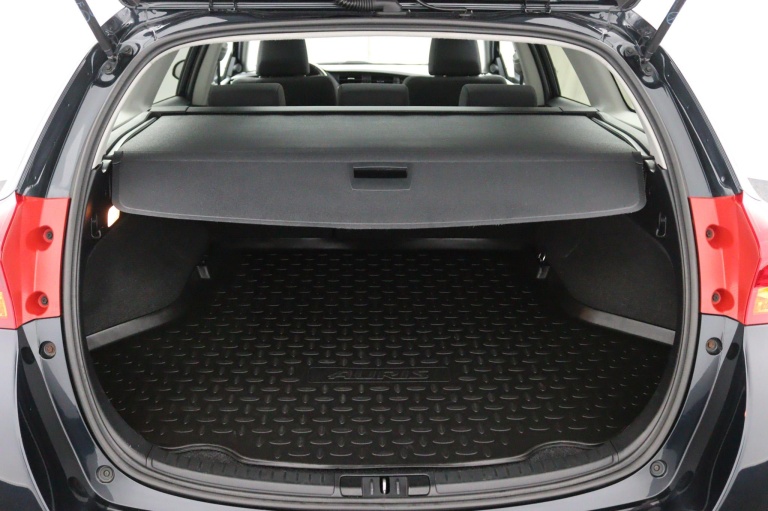 Toyota Auris Touring Sports - 1.8 Hybrid Lease 29