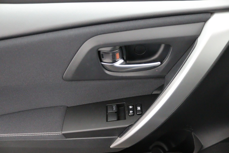 Toyota Auris Touring Sports - 1.8 Hybrid Lease 33