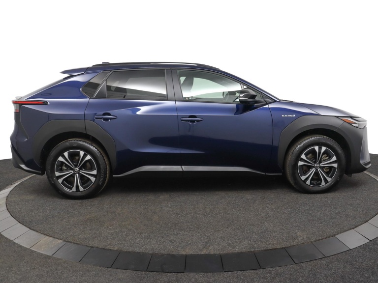 Toyota bZ4X - Business Plus 71 kWh 13