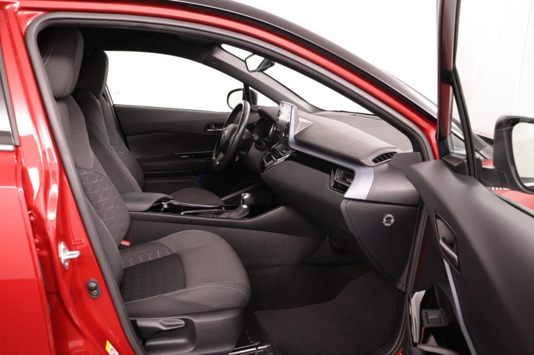 Toyota C-HR - 1.8 Hybrid Bi-Tone Plus 19