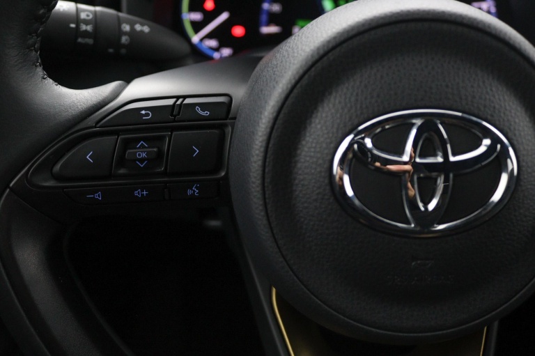 Toyota Yaris Cross - 1.5 Hybrid Explore 19