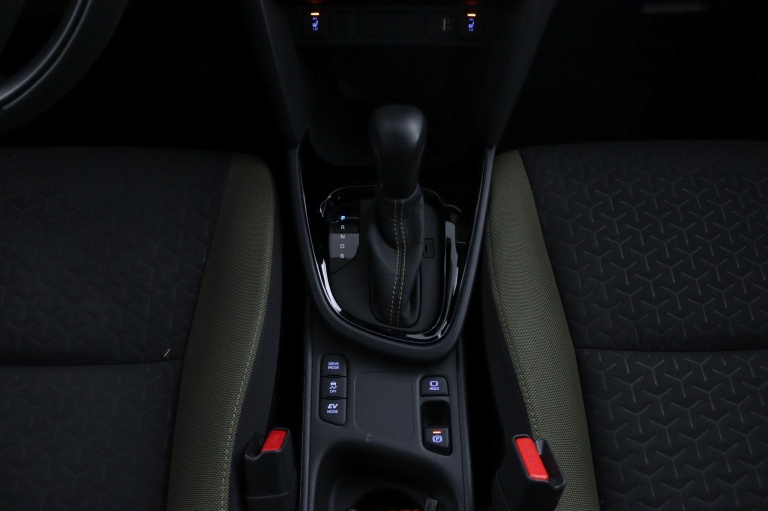 Toyota Yaris Cross - 1.5 Hybrid Explore 27