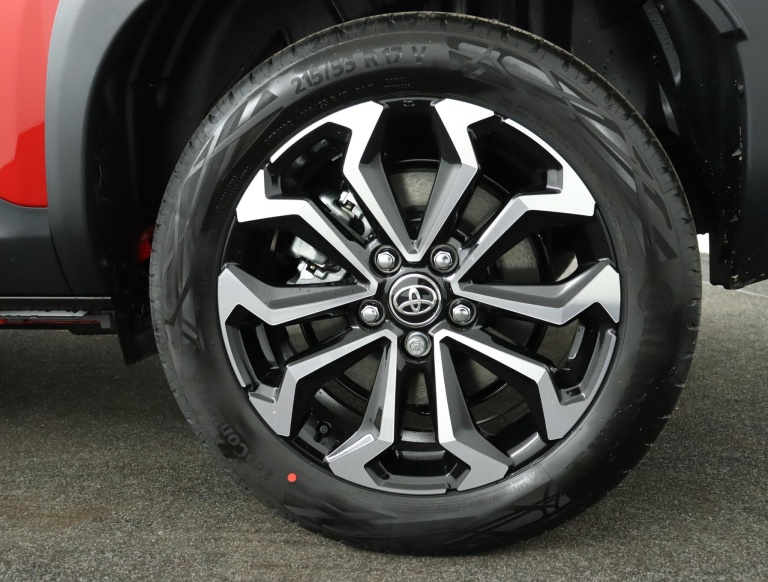Toyota Yaris Cross - 1.5 Hybrid 115 Dynamic 37