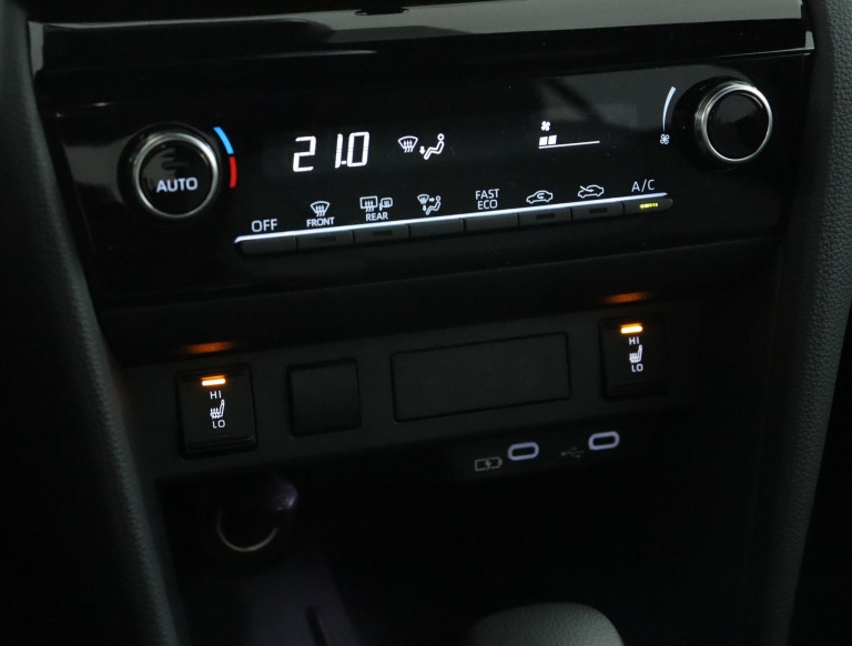 Toyota Yaris Cross - 1.5 Hybrid 115 Dynamic 7