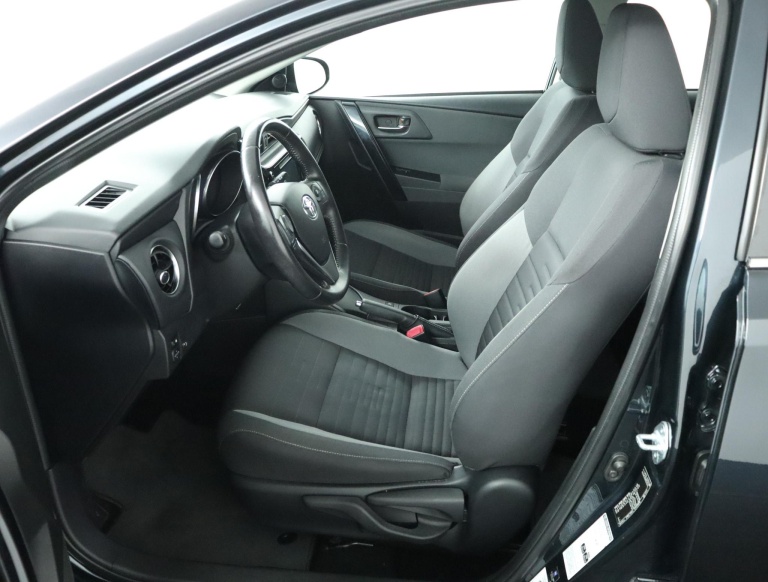 Toyota Auris - 1.8 Hybrid Aspiration 17
