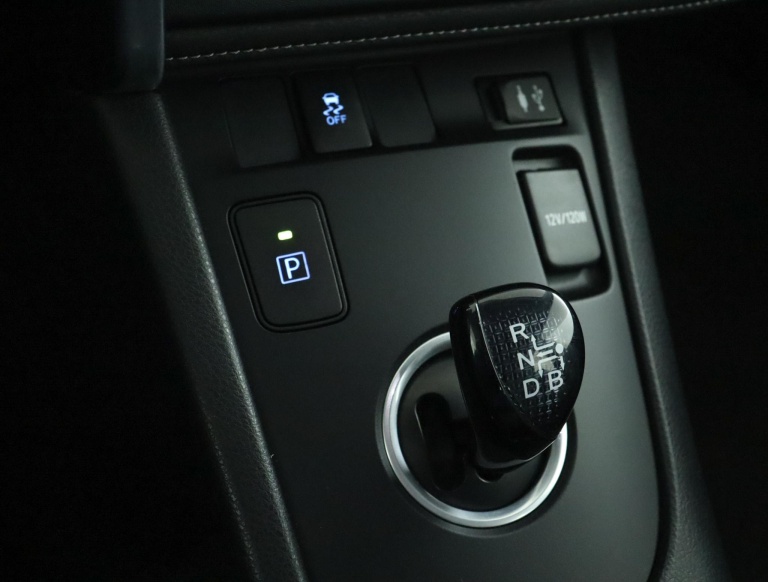 Toyota Auris - 1.8 Hybrid Aspiration 27