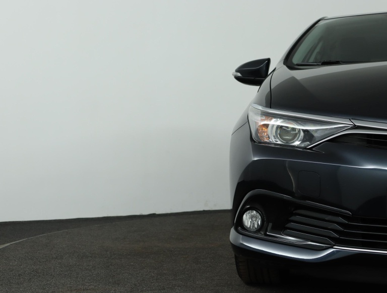 Toyota Auris - 1.8 Hybrid Aspiration 36
