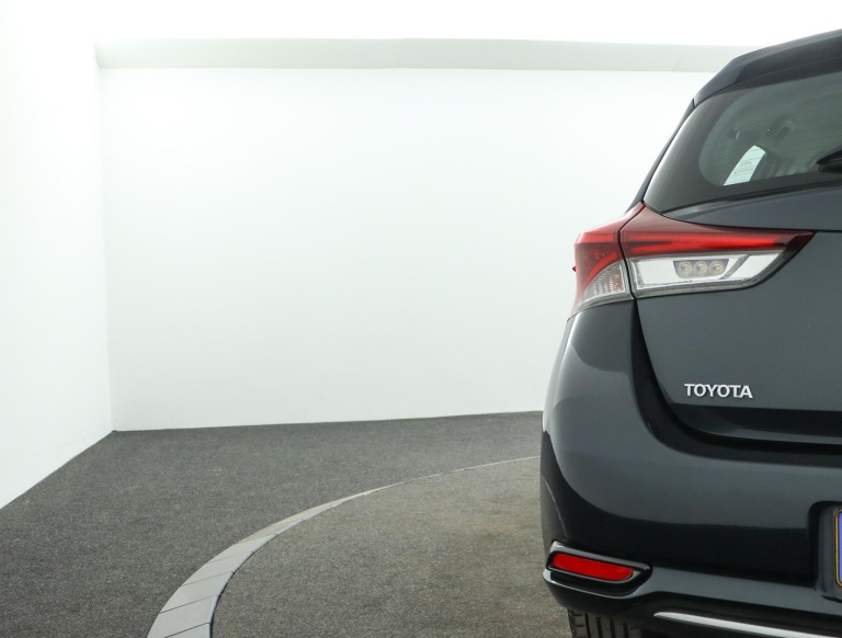 Toyota Auris - 1.8 Hybrid Aspiration 39