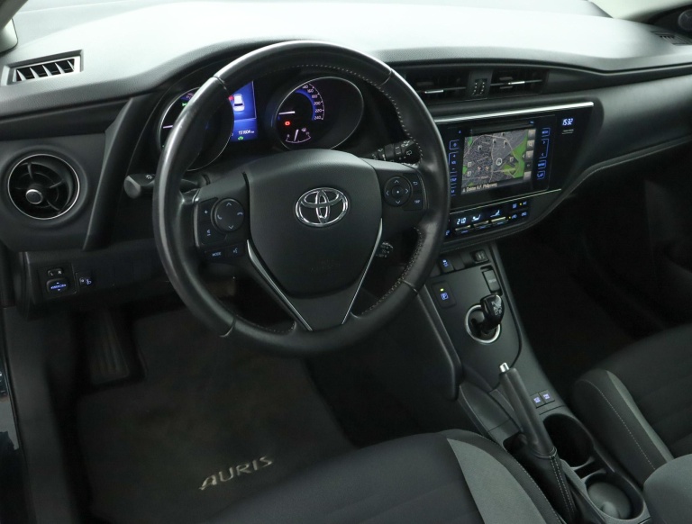 Toyota Auris - 1.8 Hybrid Aspiration 45