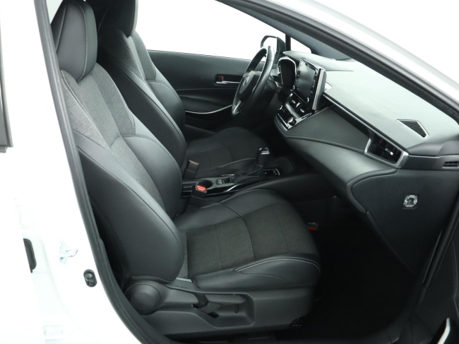 Toyota Corolla Touring Sports - 1.8 Hybrid TeamNL