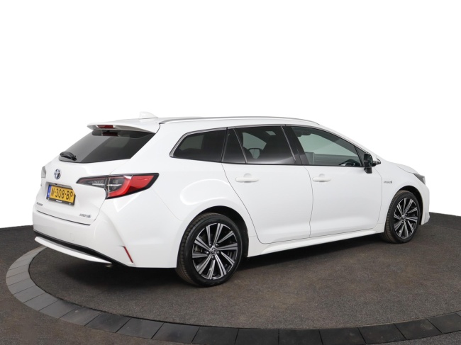 Toyota Corolla Touring Sports - 1.8 Hybrid TeamNL