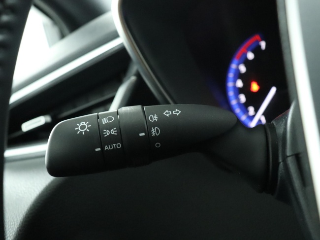 Toyota Corolla Touring Sports - 1.8 Hybrid TeamNL