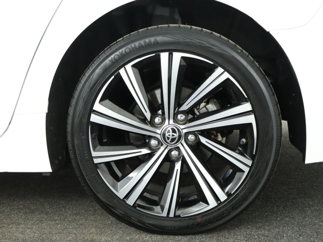 Toyota Corolla Touring Sports - 1.8 Hybrid TeamNL