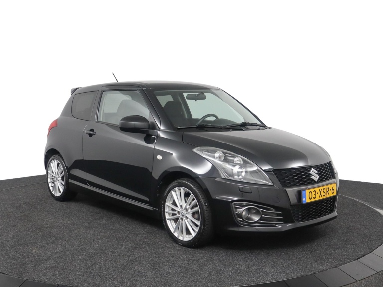 Suzuki Swift - 1.6 Sport 13