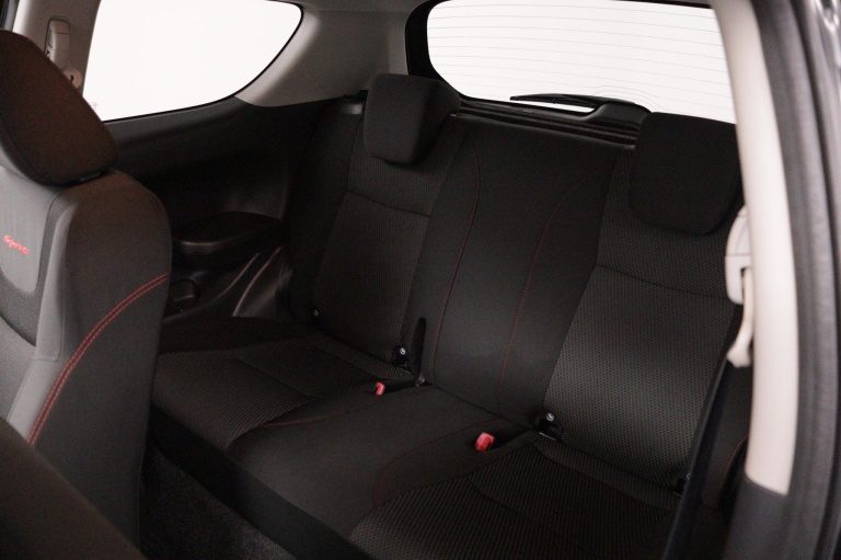 Suzuki Swift - 1.6 Sport 17