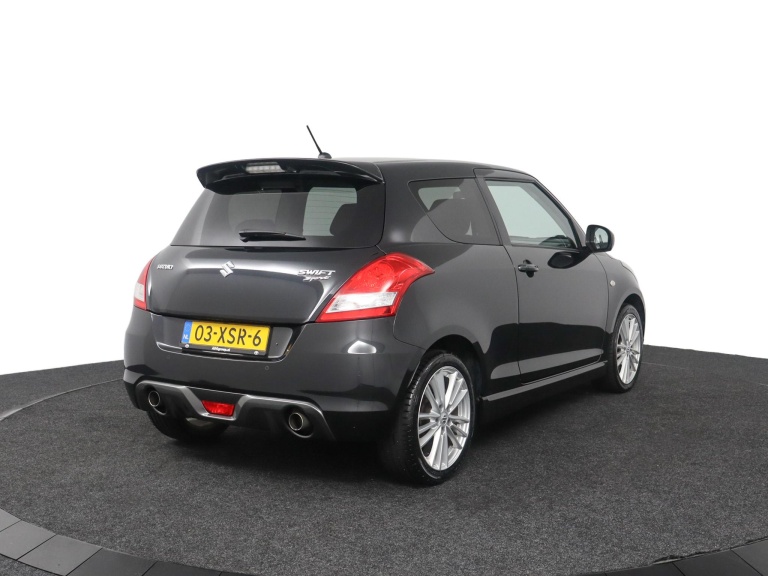 Suzuki Swift - 1.6 Sport 2
