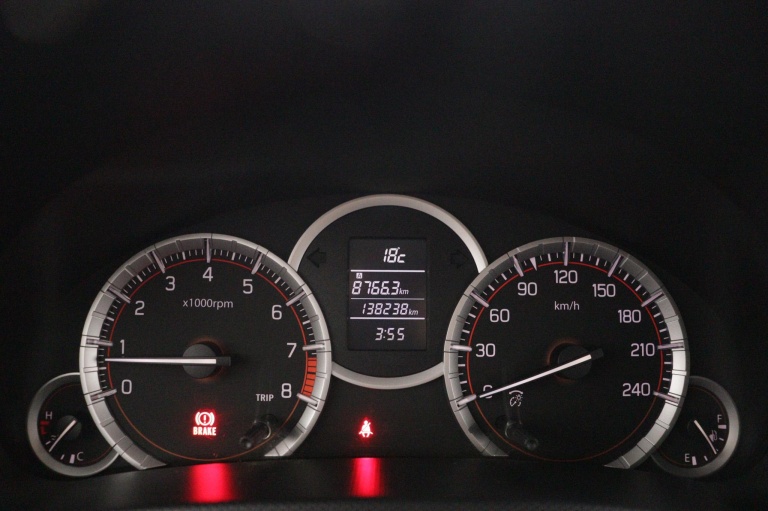 Suzuki Swift - 1.6 Sport 6