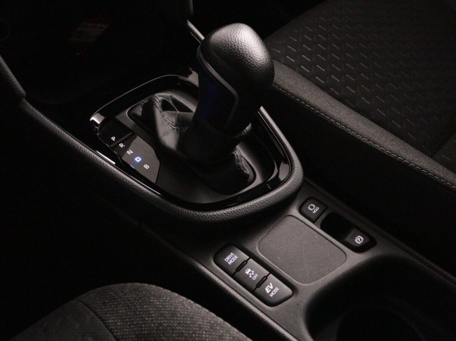 Toyota Yaris Cross - 1.5 Hybrid 115 First Edition