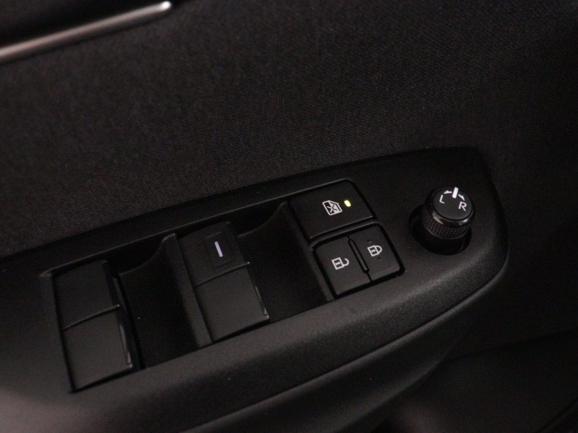 Toyota Yaris Cross - 1.5 Hybrid 115 First Edition