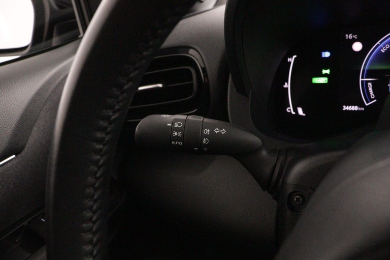 Toyota Yaris Cross - 1.5 Hybrid 115 First Edition 29