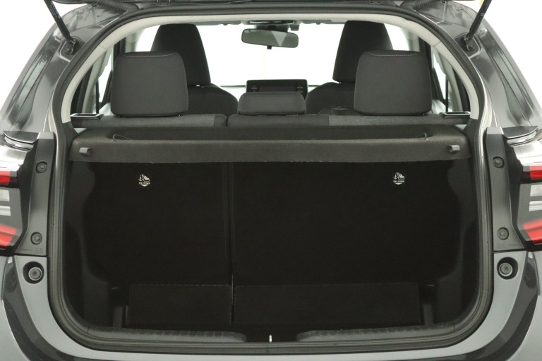 Toyota Yaris - 1.5 Hybrid Dynamic 22