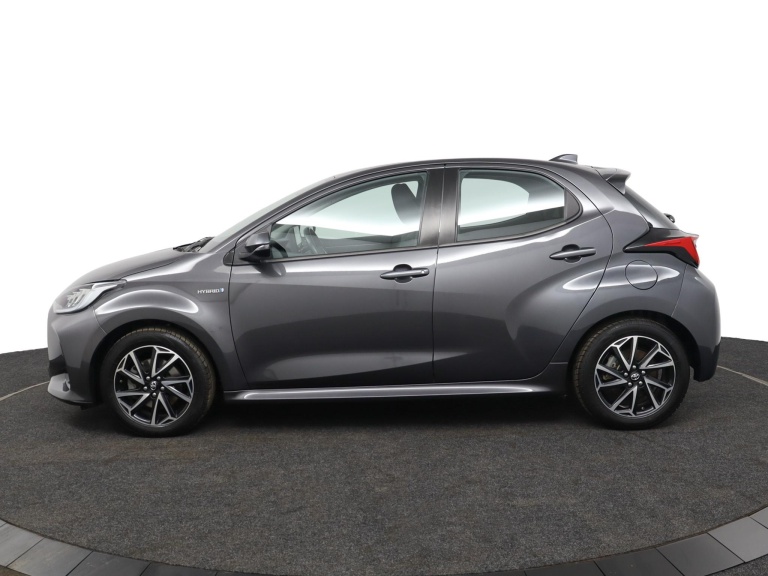 Toyota Yaris - 1.5 Hybrid Dynamic 3