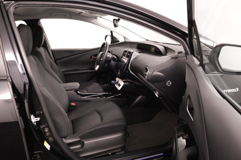 Toyota Prius - 1.8 Dark Edition 18