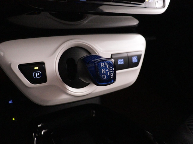 Toyota Prius - 1.8 Dark Edition