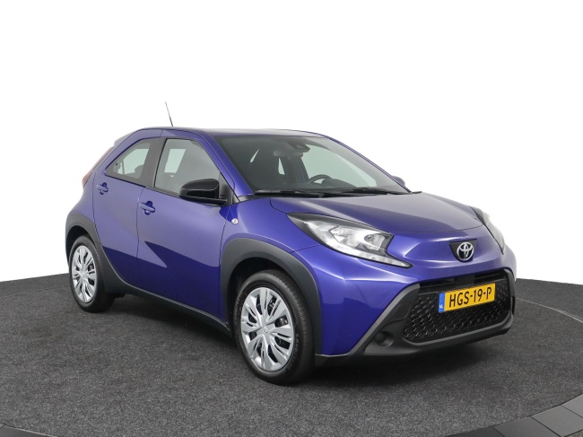 Toyota Aygo X - 1.0 VVT-i MT Play