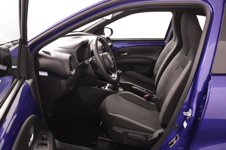 Toyota Aygo X - 1.0 VVT-i MT Play 17
