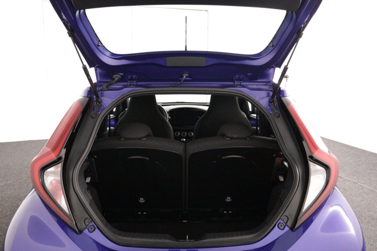Toyota Aygo X - 1.0 VVT-i MT Play 22