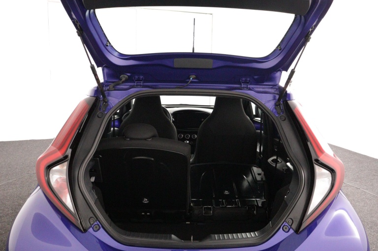Toyota Aygo X - 1.0 VVT-i MT Play 23
