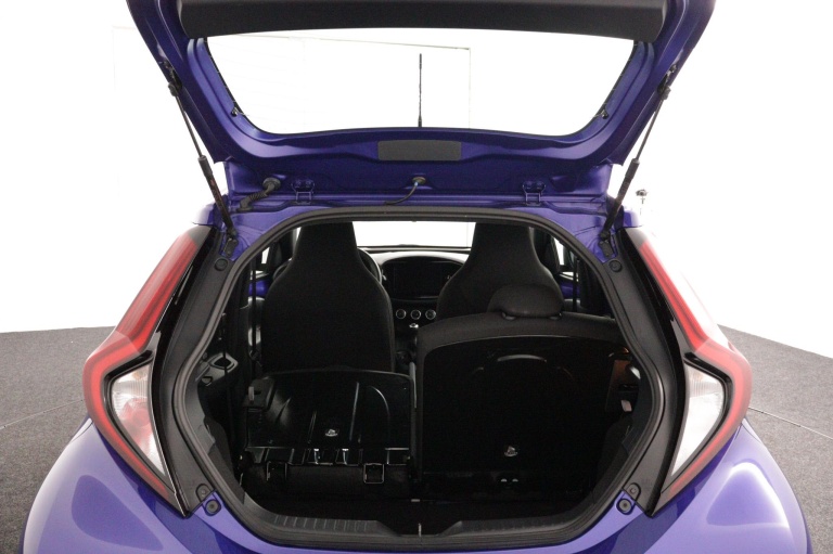 Toyota Aygo X - 1.0 VVT-i MT Play 25