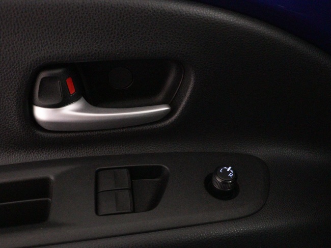 Toyota Aygo X - 1.0 VVT-i MT Play