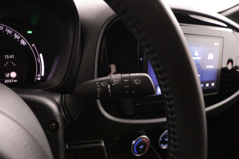 Toyota Aygo X - 1.0 VVT-i MT Play 30
