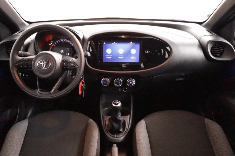 Toyota Aygo X - 1.0 VVT-i MT Play 4