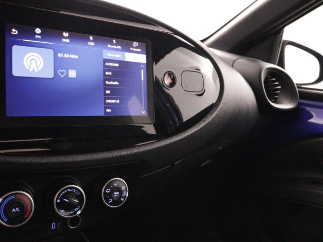 Toyota Aygo X - 1.0 VVT-i MT Play