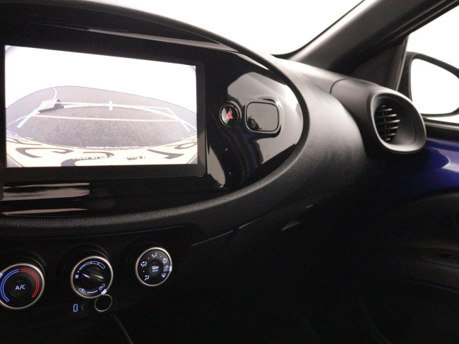 Toyota Aygo X - 1.0 VVT-i MT Play