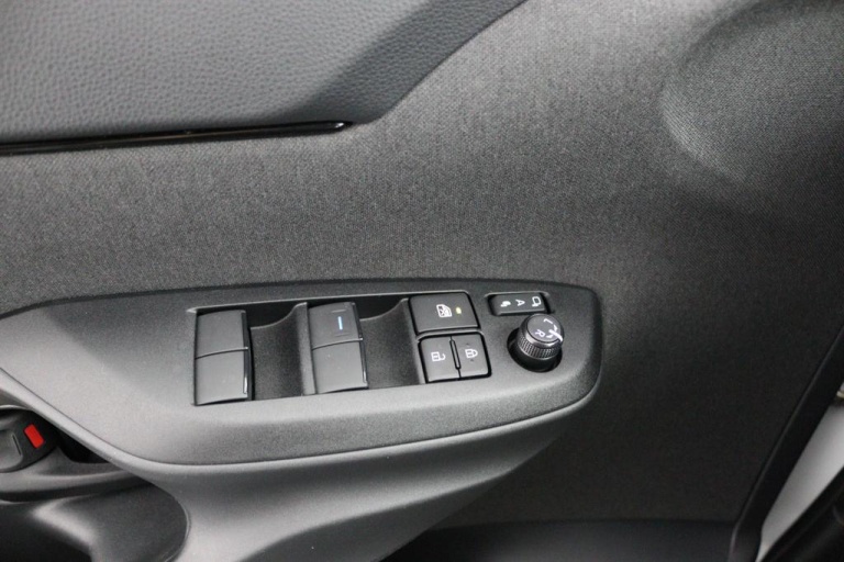 Toyota Yaris Cross - 1.5 Hybrid Explore 28