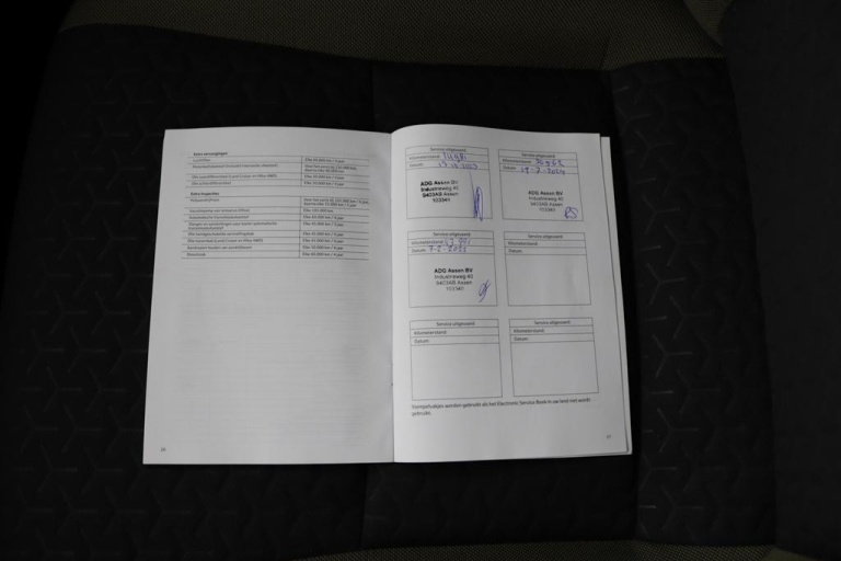 Toyota Yaris Cross - 1.5 Hybrid Explore 44