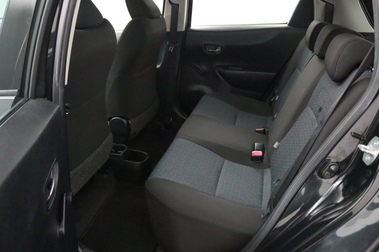 Toyota Yaris - 1.0 VVT-i Aspiration 12