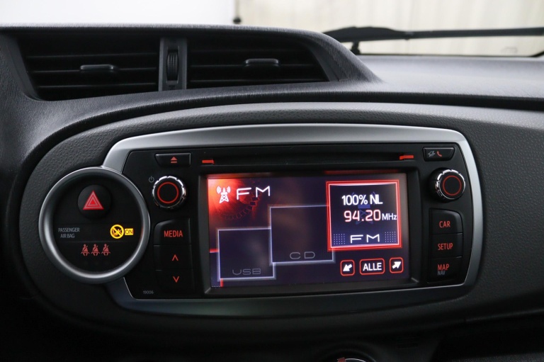 Toyota Yaris - 1.0 VVT-i Aspiration 15