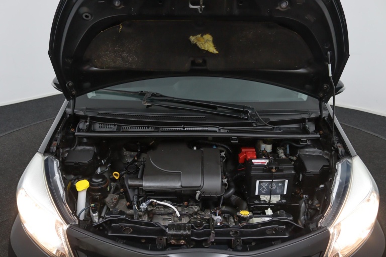 Toyota Yaris - 1.0 VVT-i Aspiration 33