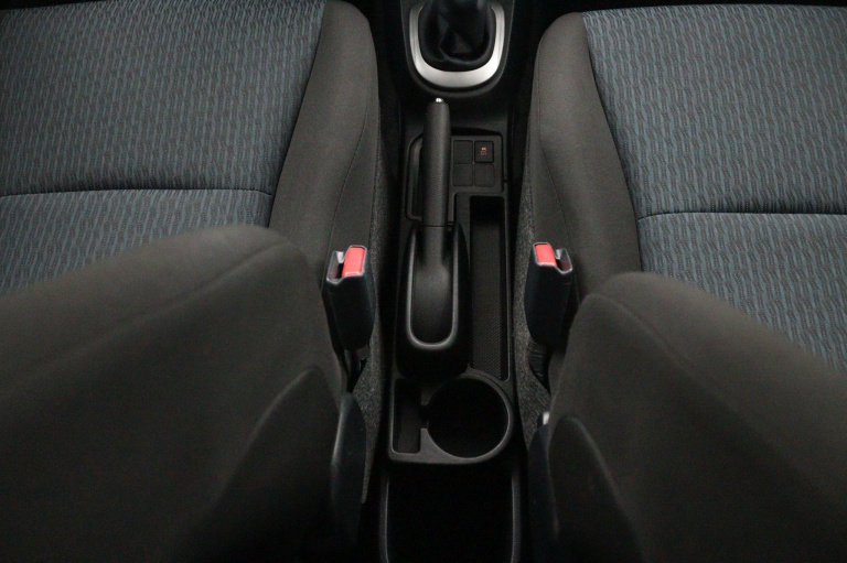 Toyota Yaris - 1.0 VVT-i Aspiration 38