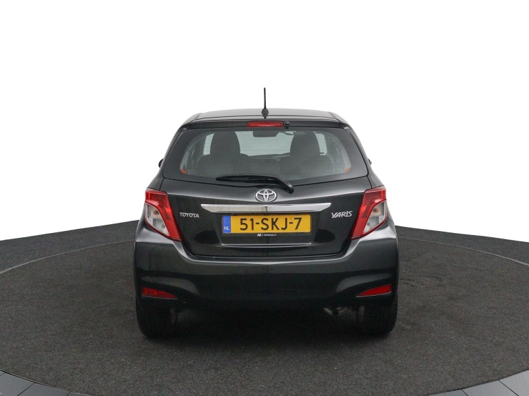 Toyota Yaris - 1.0 VVT-i Aspiration 8